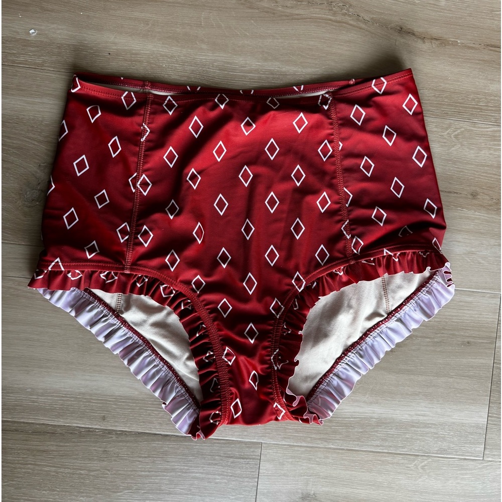 Kortni Jeane High waisted swim bottoms